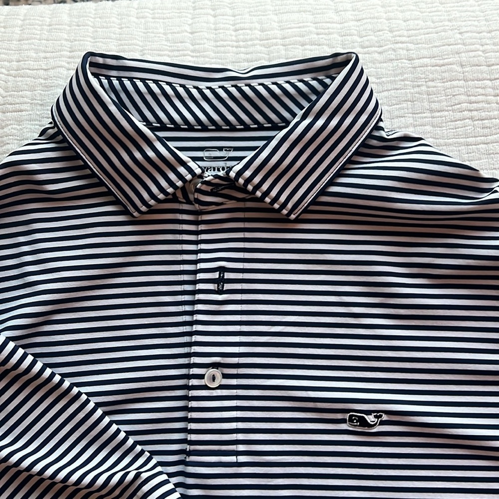 Men’s Vineyard Vines performance polo size L navy stripe - Picture 4 of 4